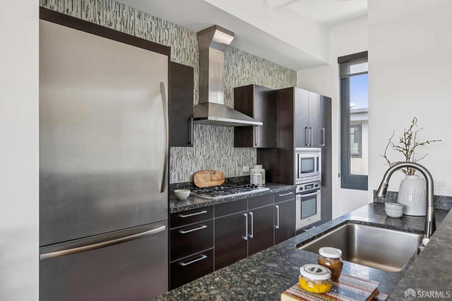 Photo #12: 426121412 Listing: Photo #12
