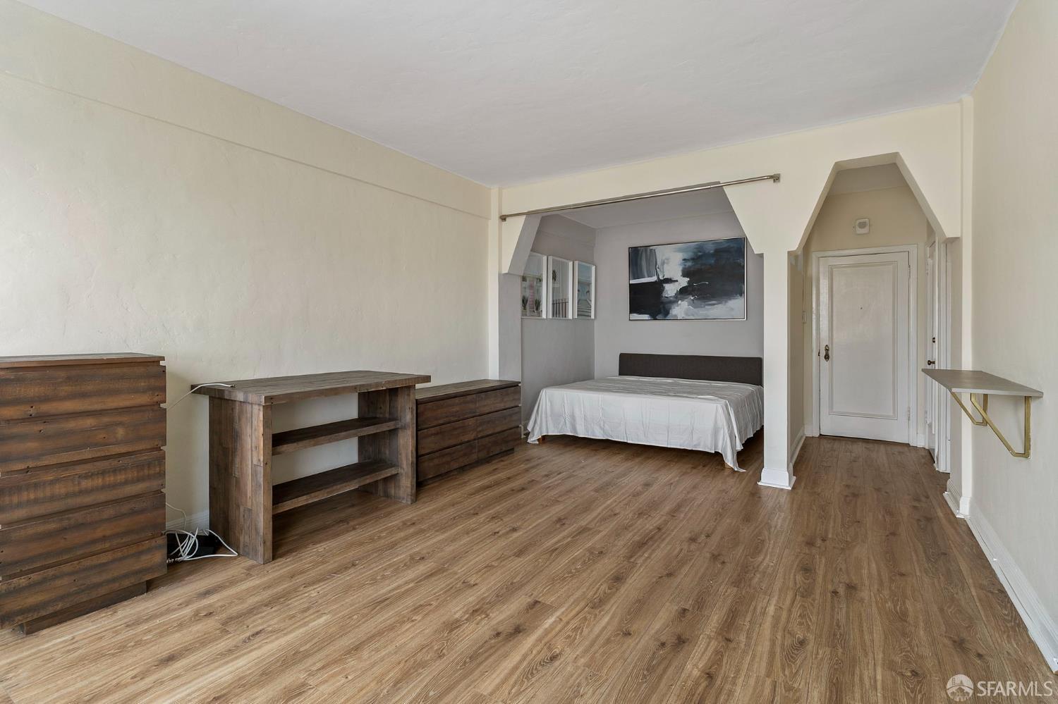 Photo #7: 426128162 Listing: Photo #7