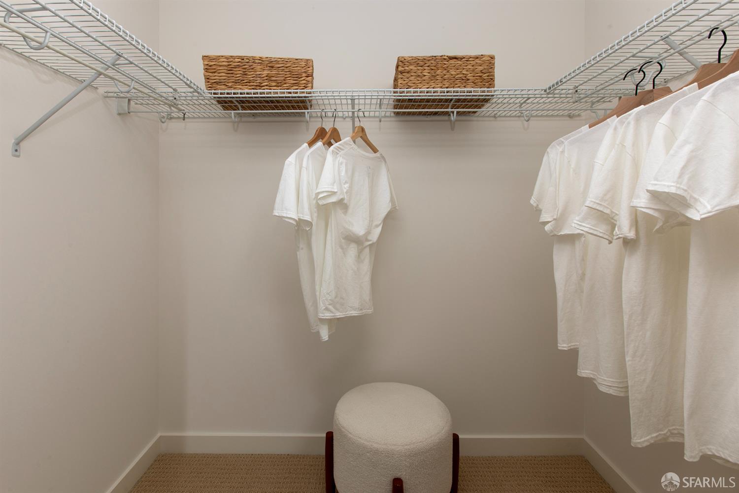 Photo #11: 426130339 Listing: Photo #11