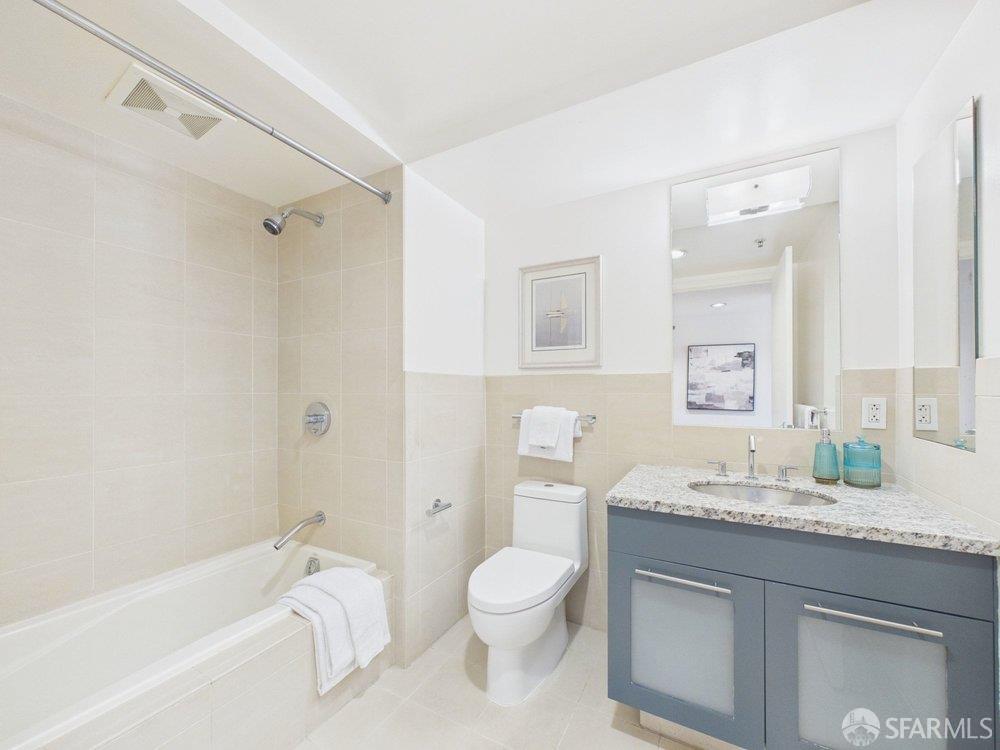Photo #4: 426130302 Listing: Photo #4
