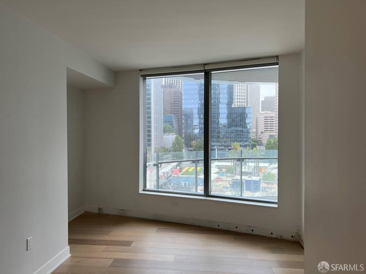 Photo #6: 426130373 Listing: Photo #6