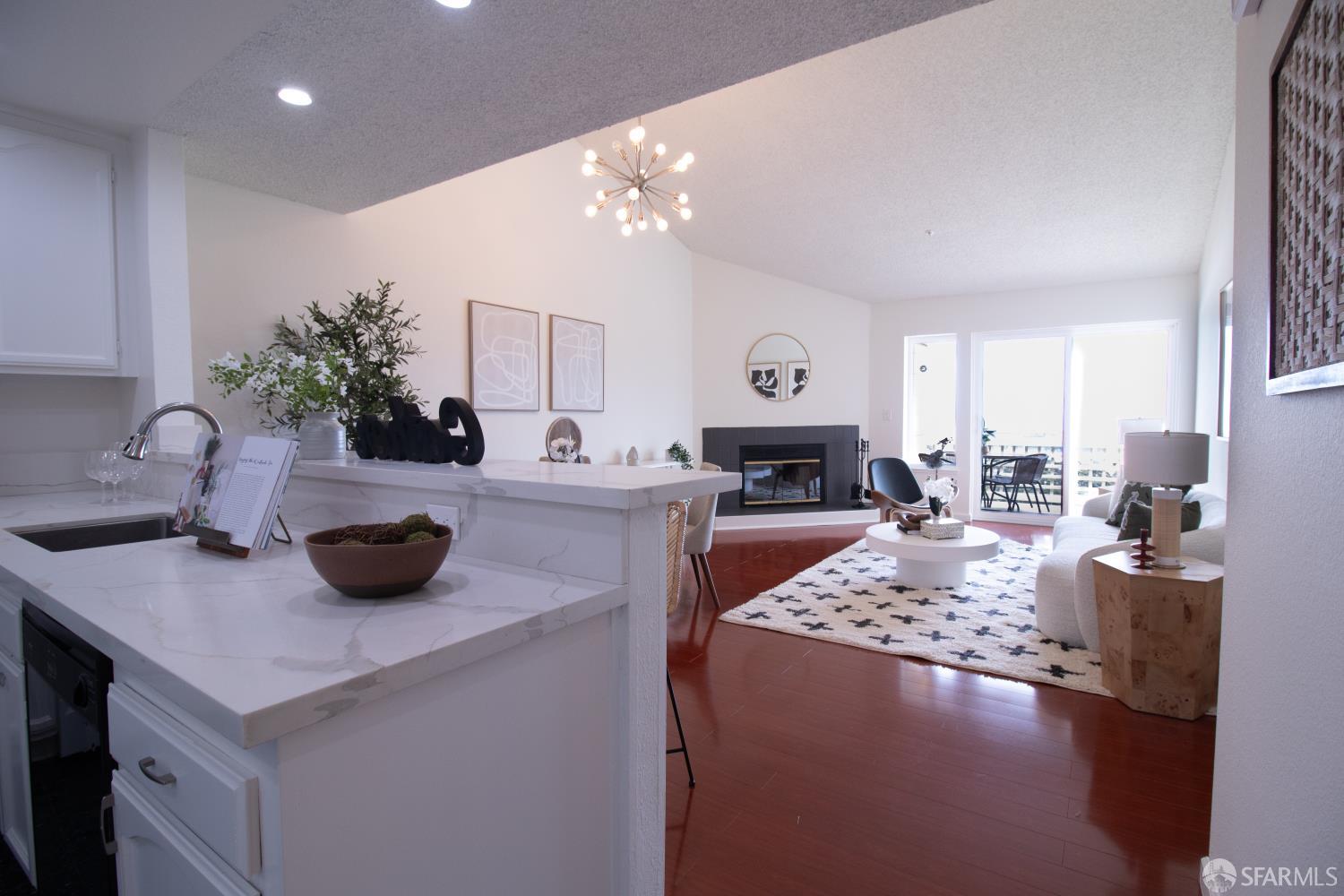 Photo #13: 426130393 Listing: Photo #13