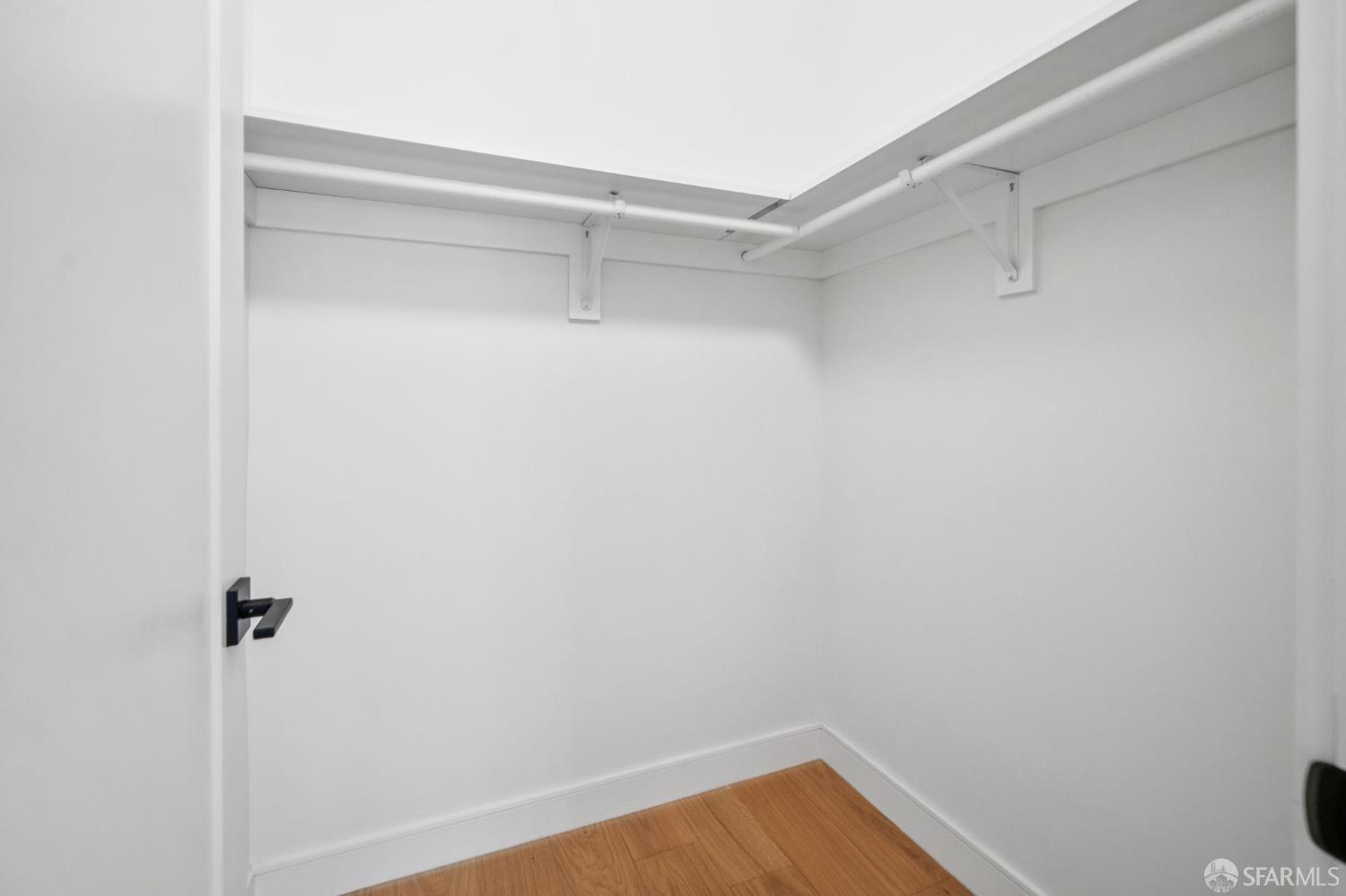 Photo #11: 426130655 Listing: Photo #11