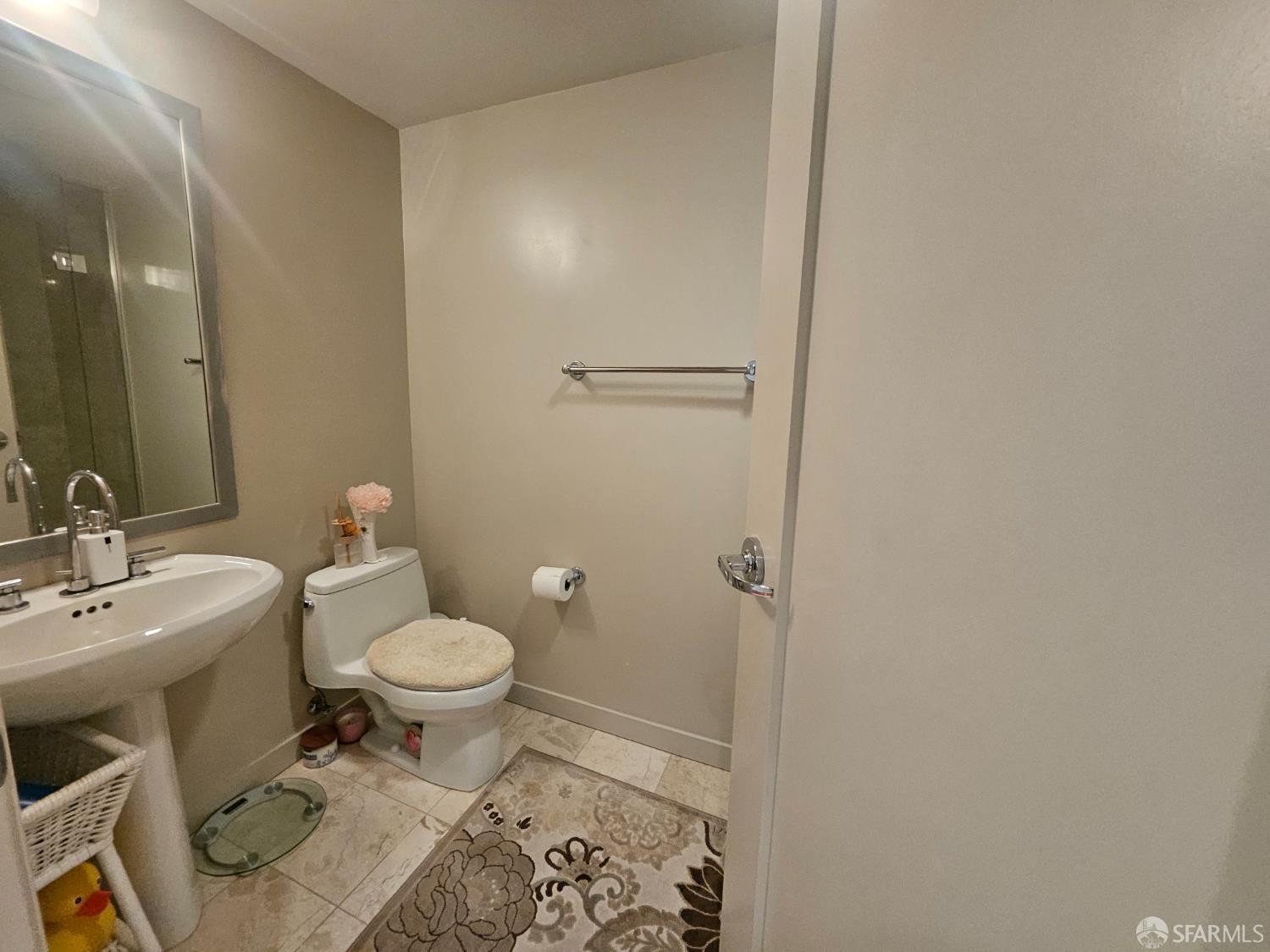 Photo #9: 426130541 Listing: Photo #9
