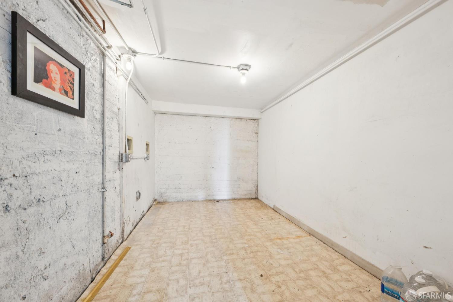 Photo #37: 426130211 Listing: Photo #37