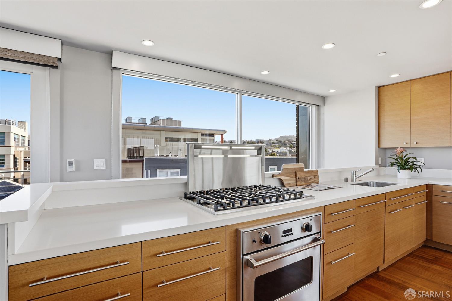 Photo #8: 426130940 Listing: Photo #8