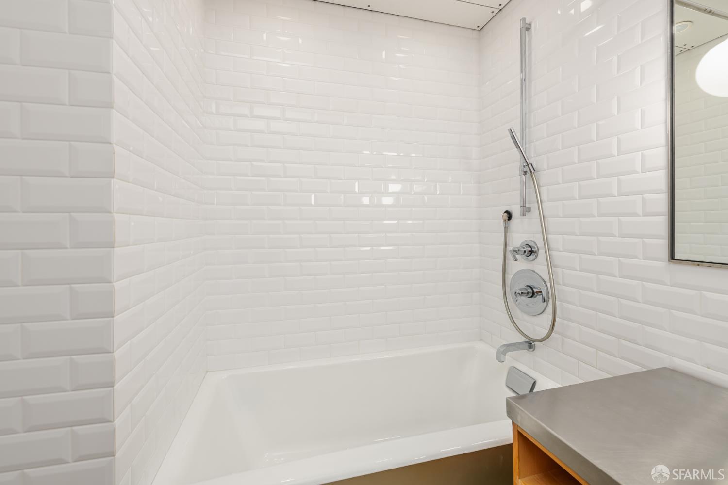 Photo #31: 426130833 Listing: Photo #31
