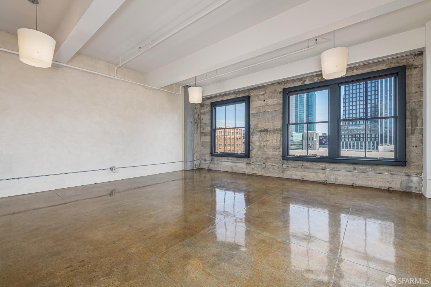 Photo #3: 426130833 Listing: Photo #3