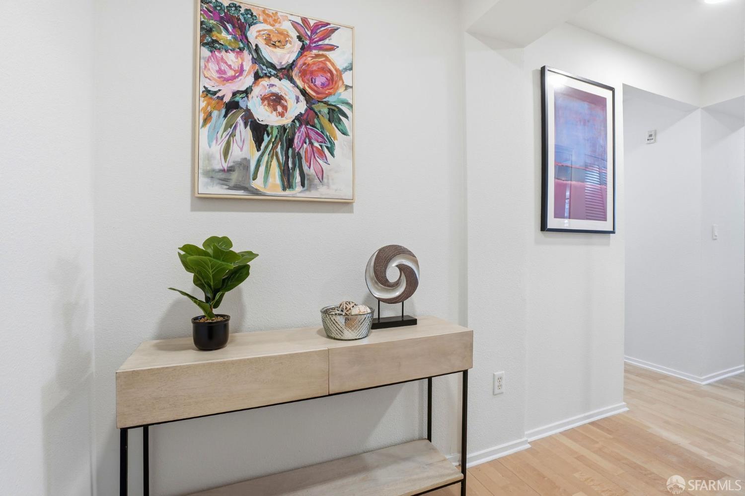 Photo #5: 426129877 Listing: Photo #5