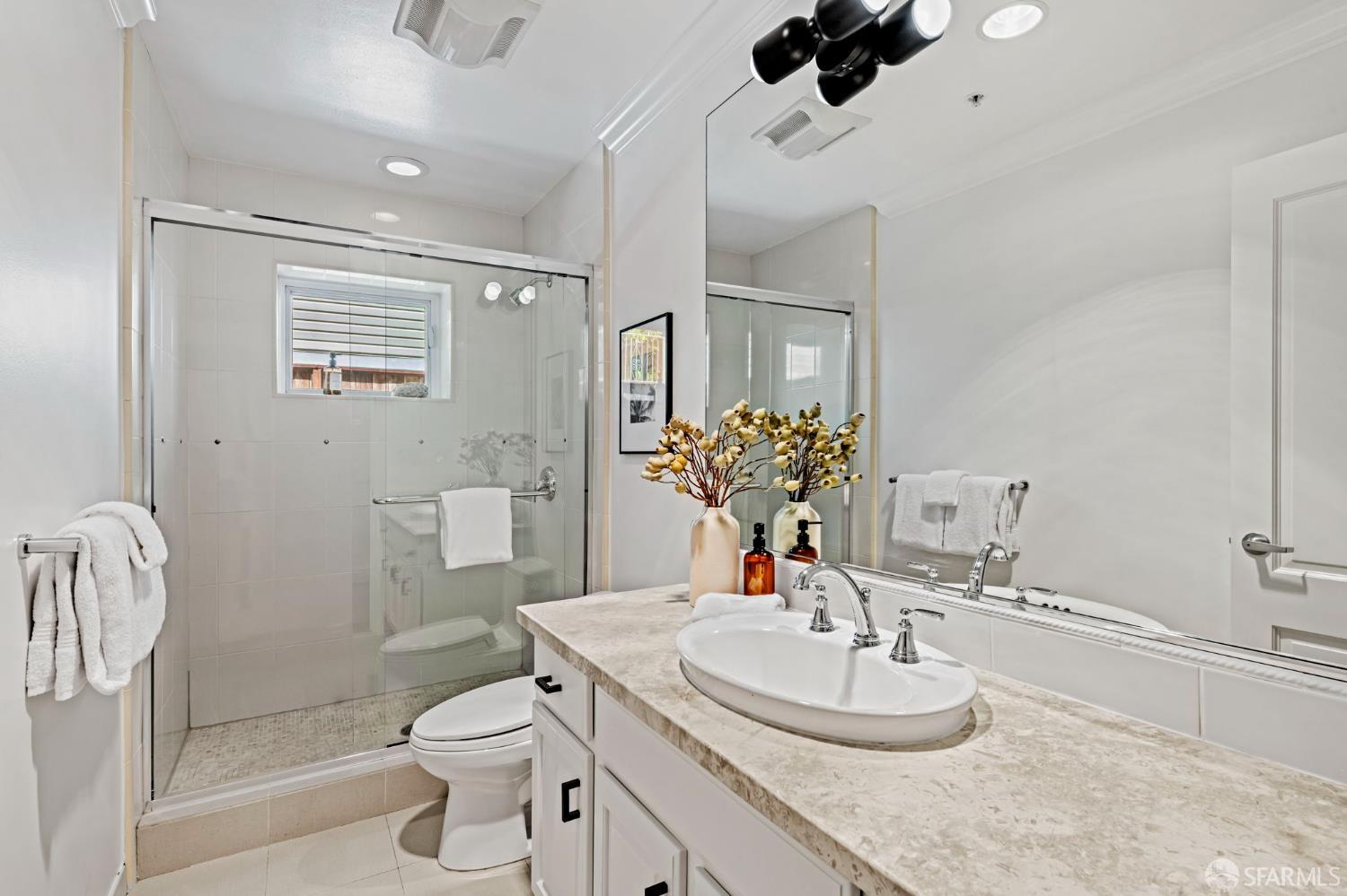 Photo #27: 426129231 Listing: Photo #27