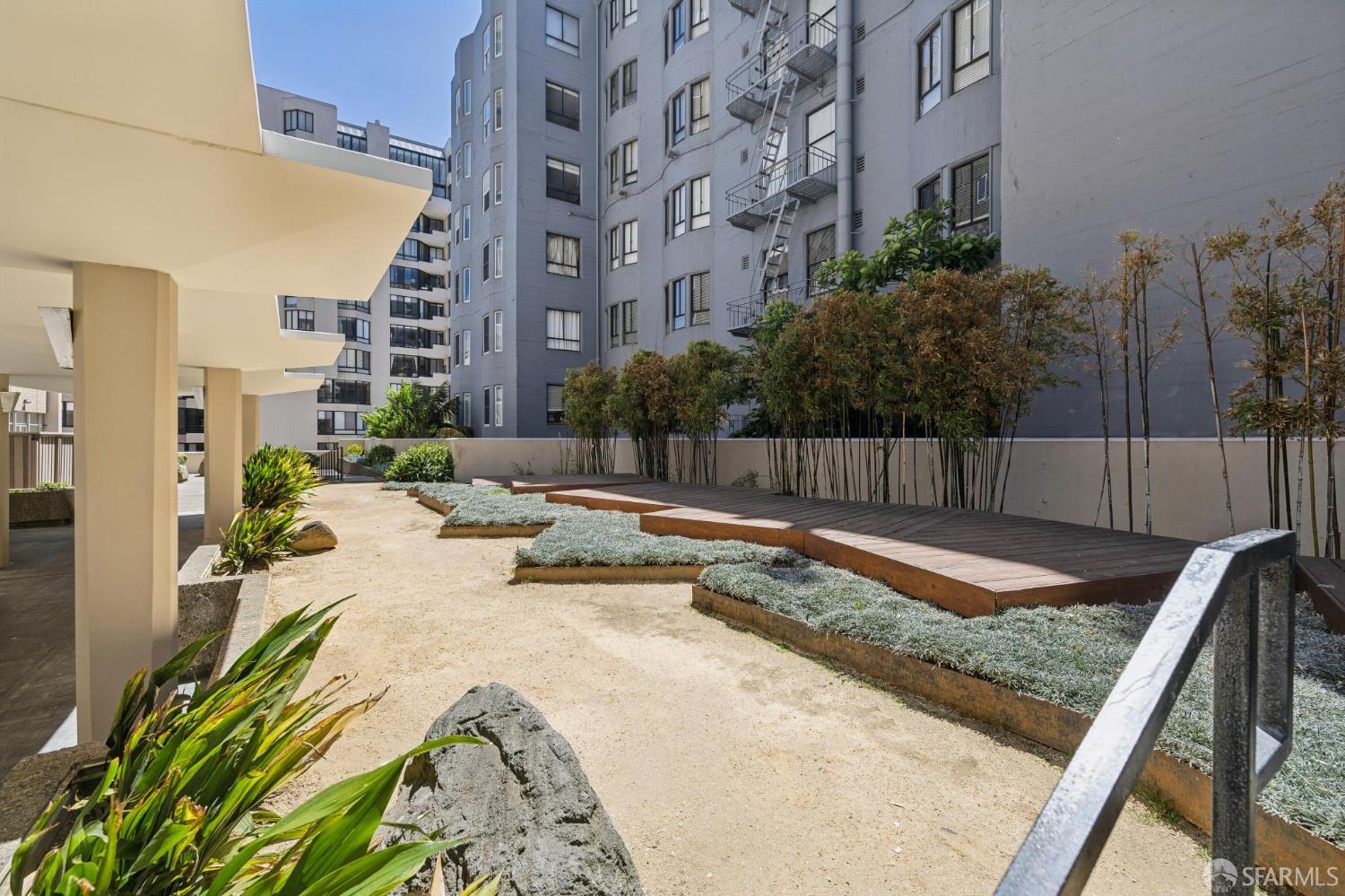 Photo #27: 426131012 Listing: Photo #27