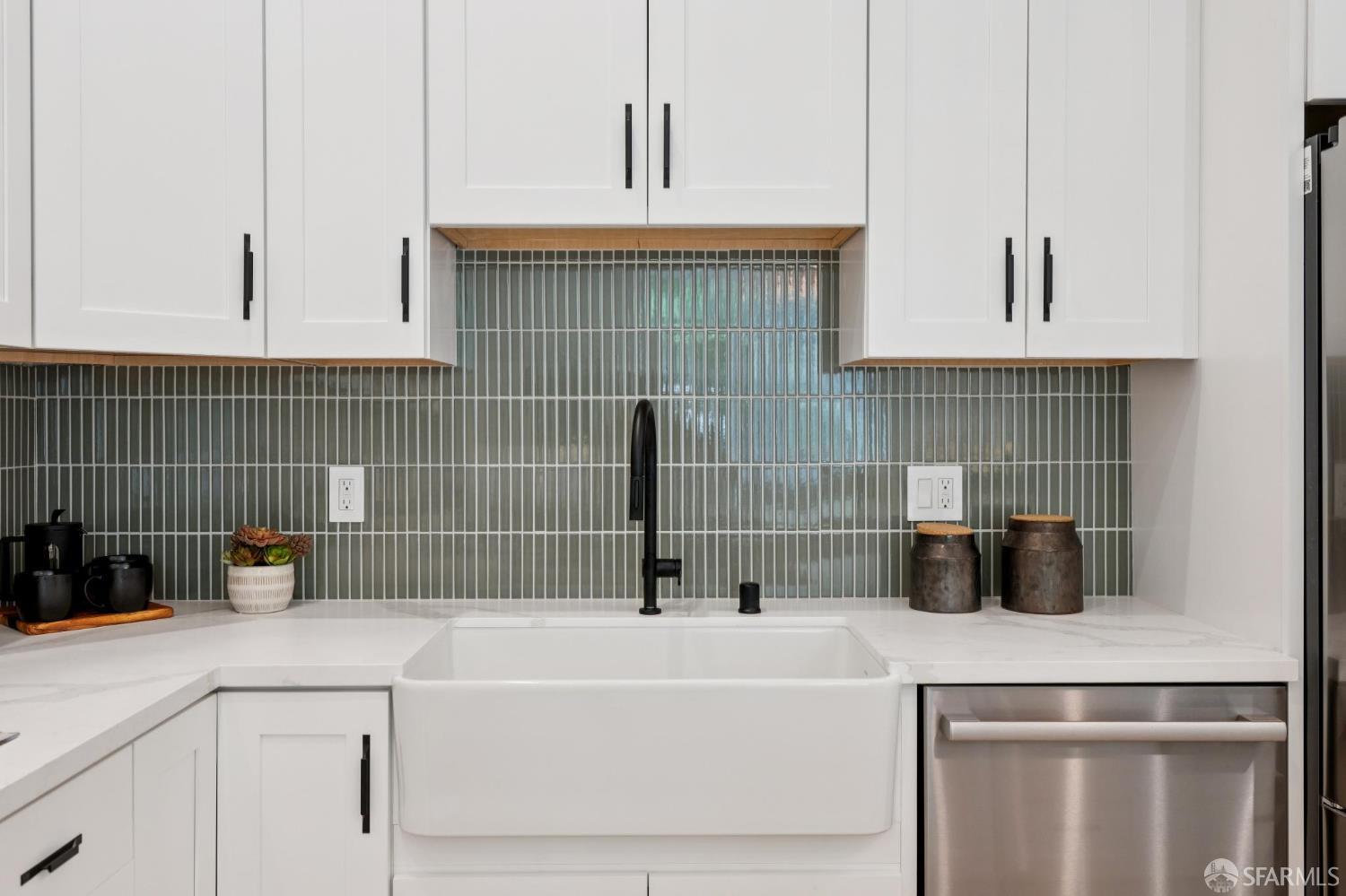 Photo #17: 426131742 Listing: Photo #17