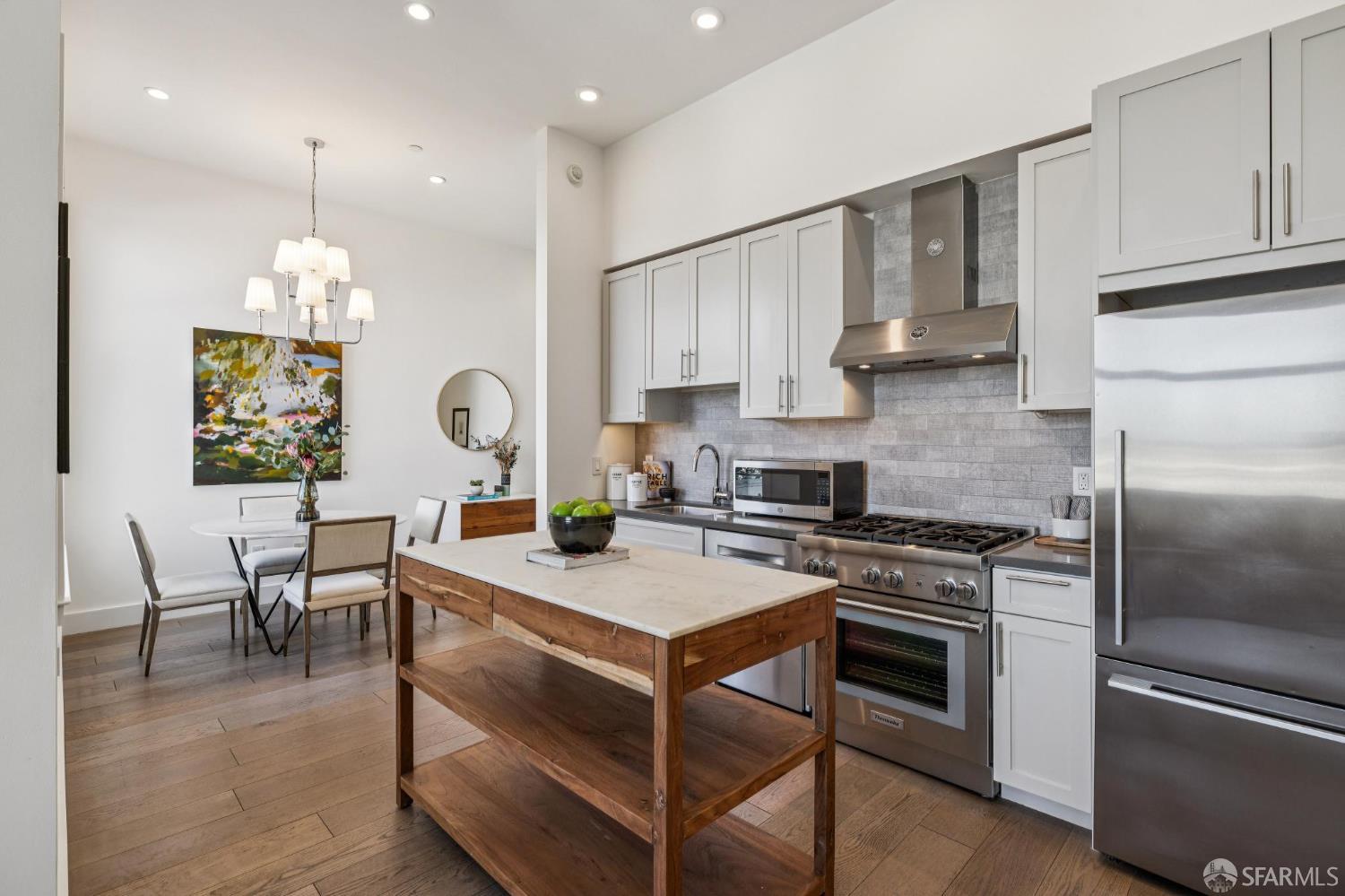 Photo #8: 426131481 Listing: Photo #8