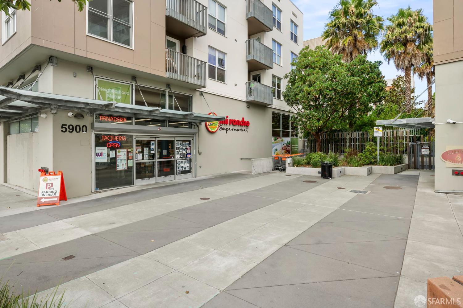 Photo #10: 426130102 Listing: Photo #10