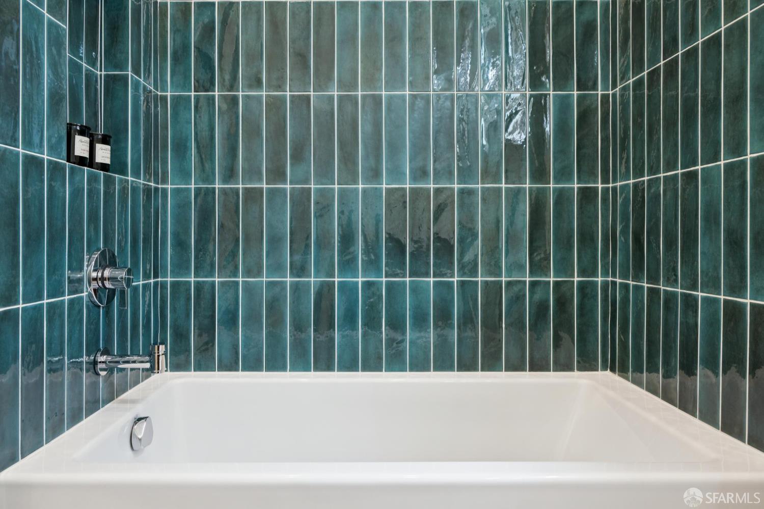 Photo #22: 426131742 Listing: Photo #22