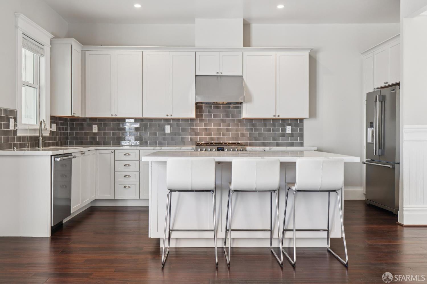 Photo #6: 426131479 Listing: Photo #6