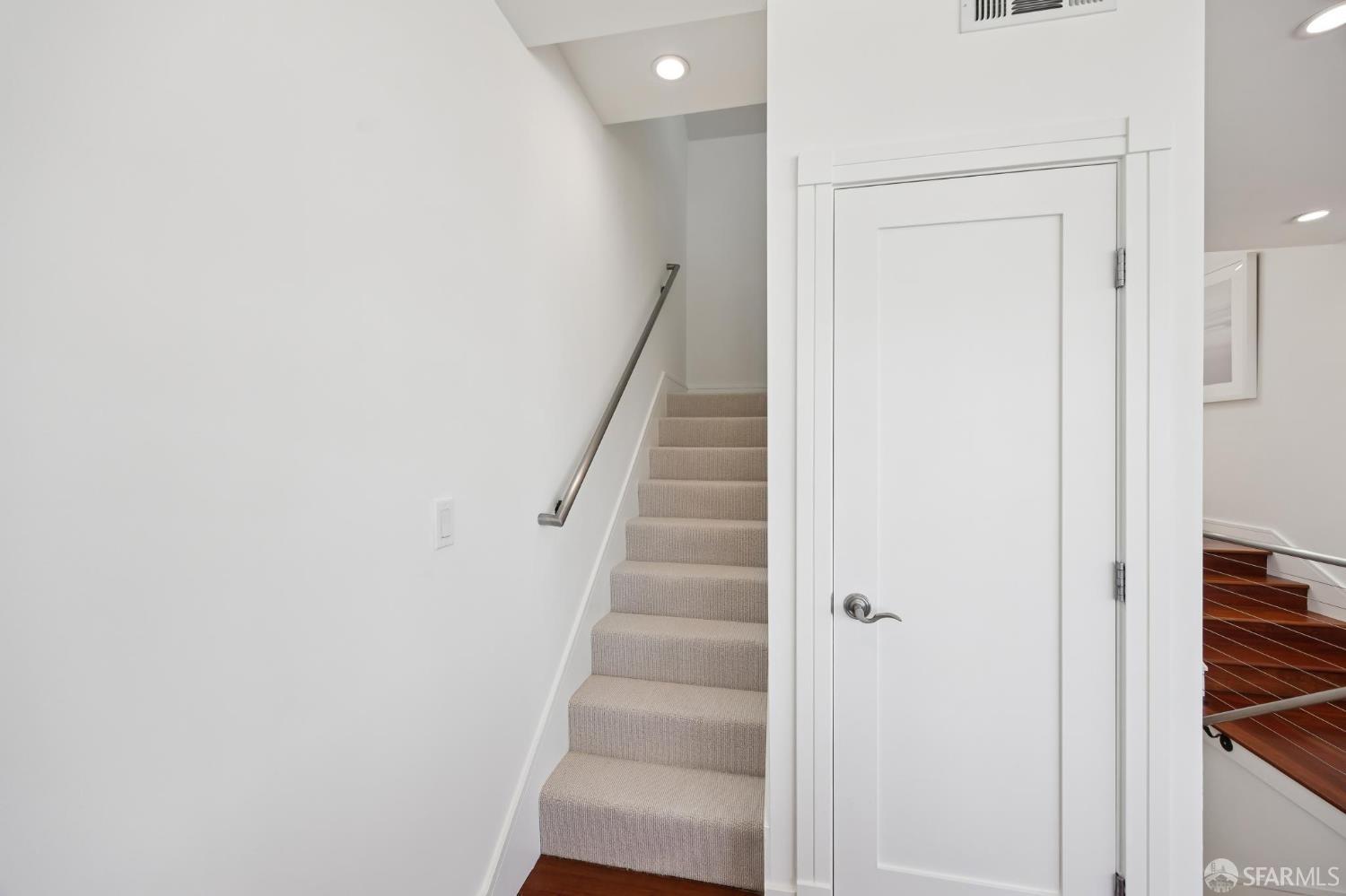 Photo #30: 426130827 Listing: Photo #30