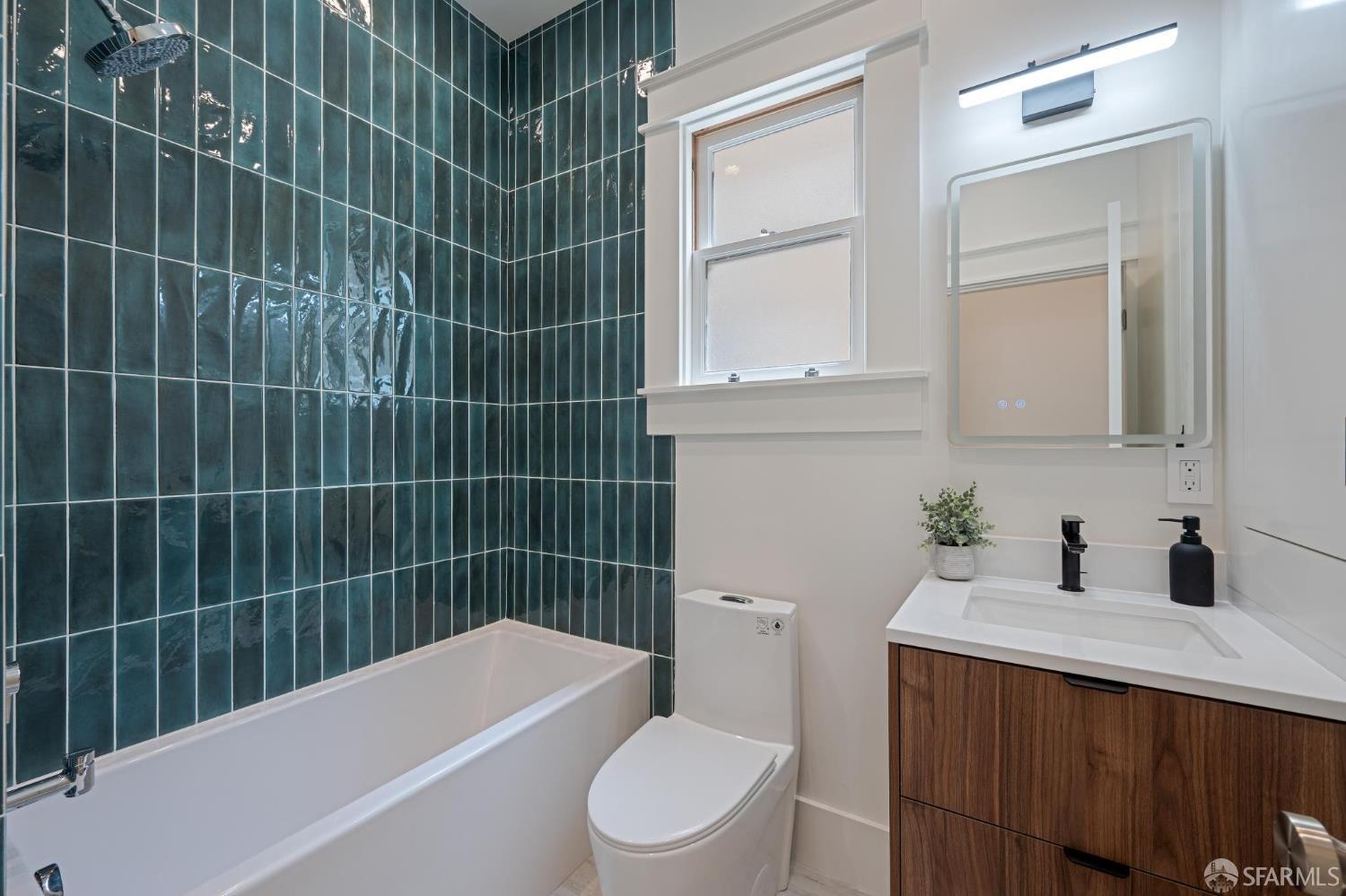 Photo #21: 426131742 Listing: Photo #21