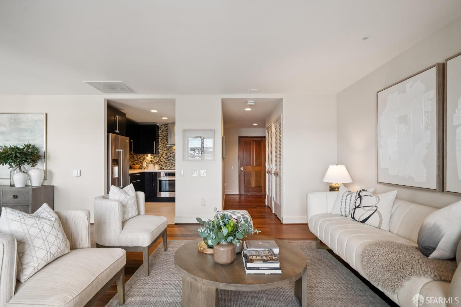 Photo #11: 426131163 Listing: Photo #11