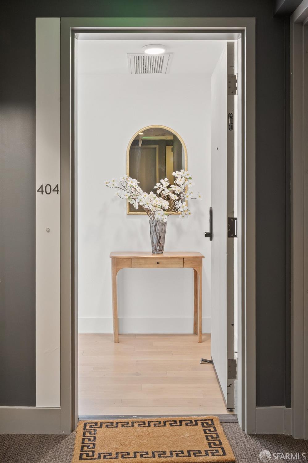 Photo #2: 426131240 Listing: Photo #2