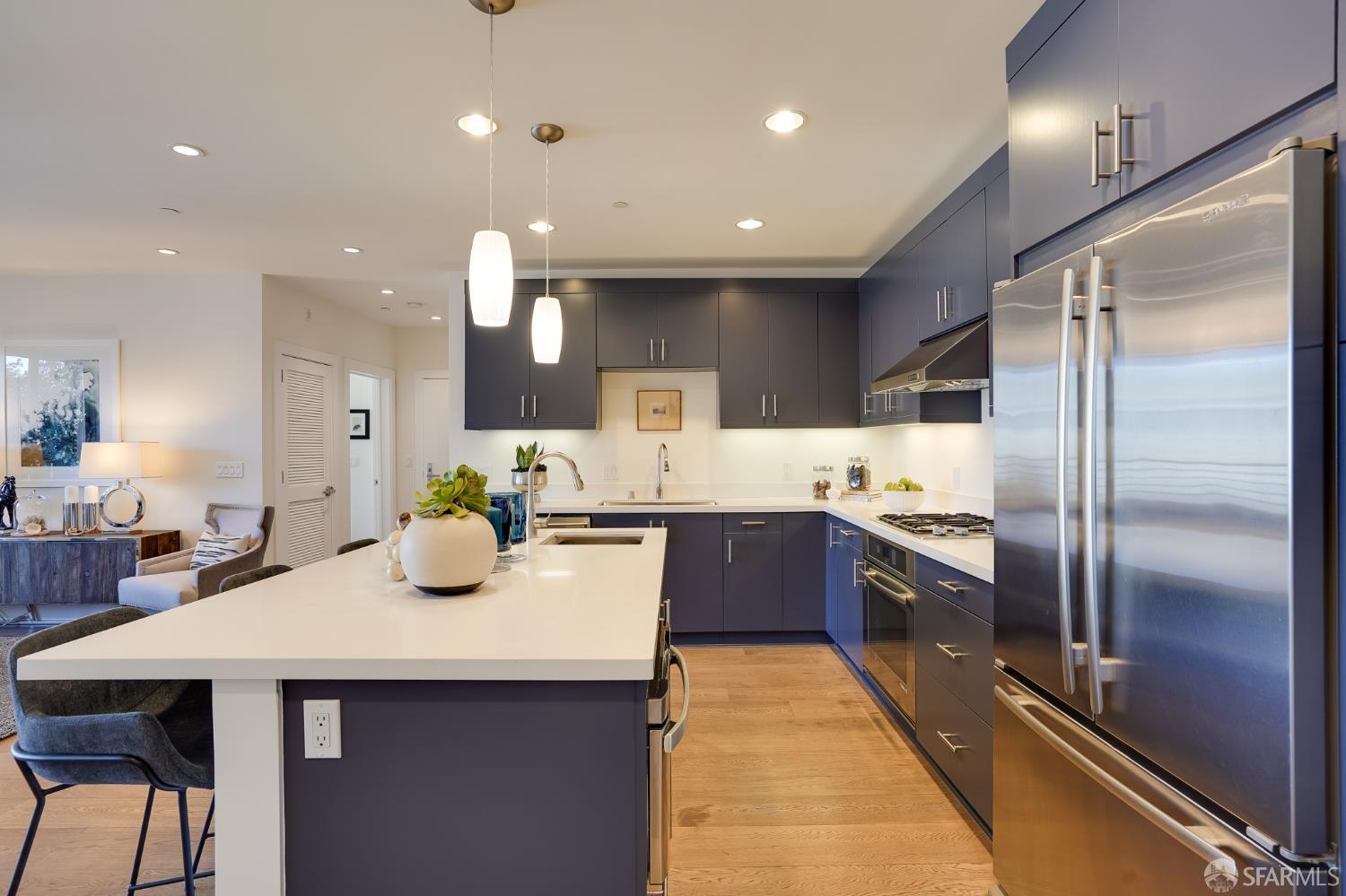 Photo #3: 426131803 Listing: Photo #3