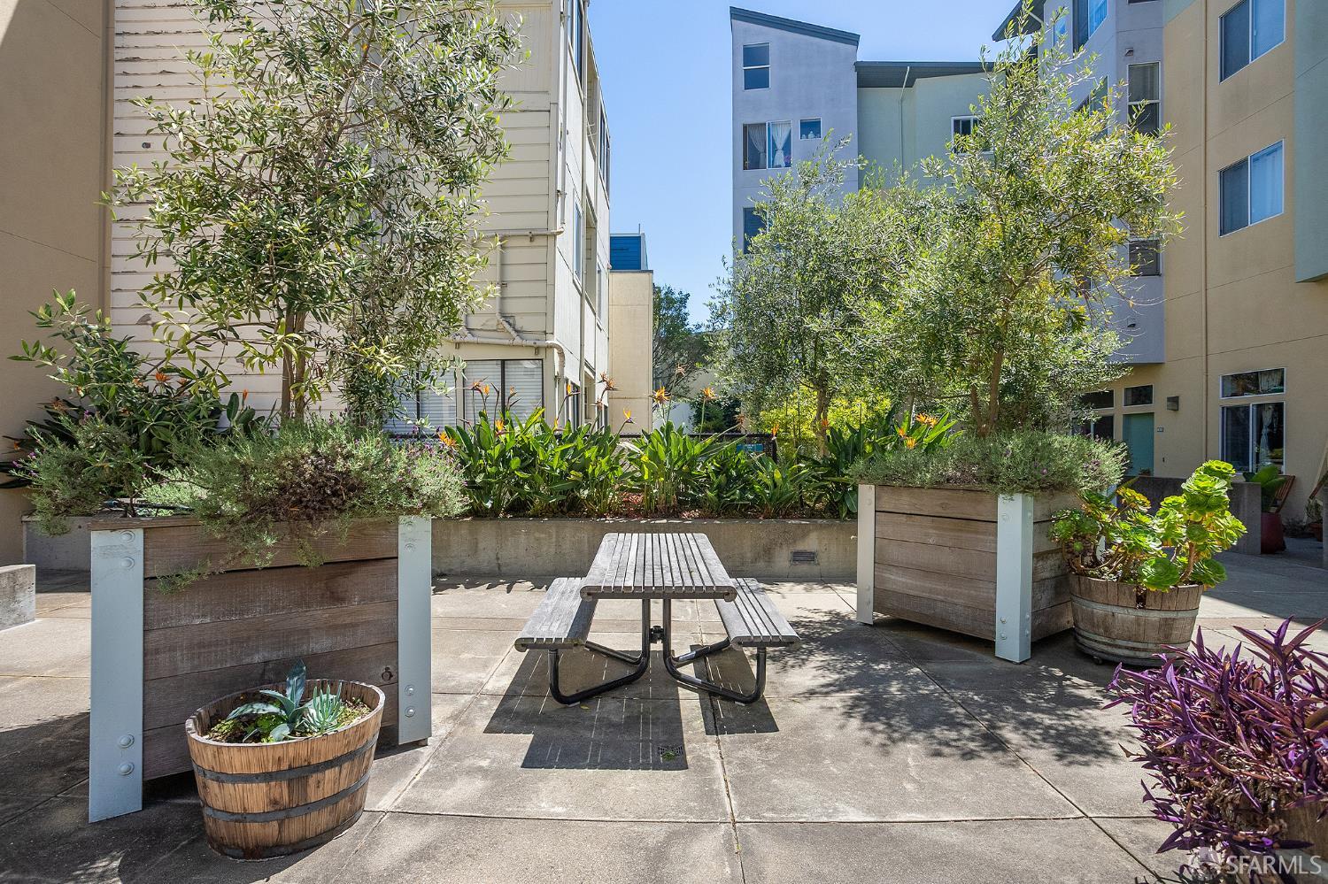 Photo #27: 426131913 Listing: Photo #27