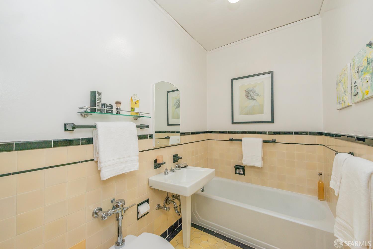 Photo #14: 426127675 Listing: Photo #14