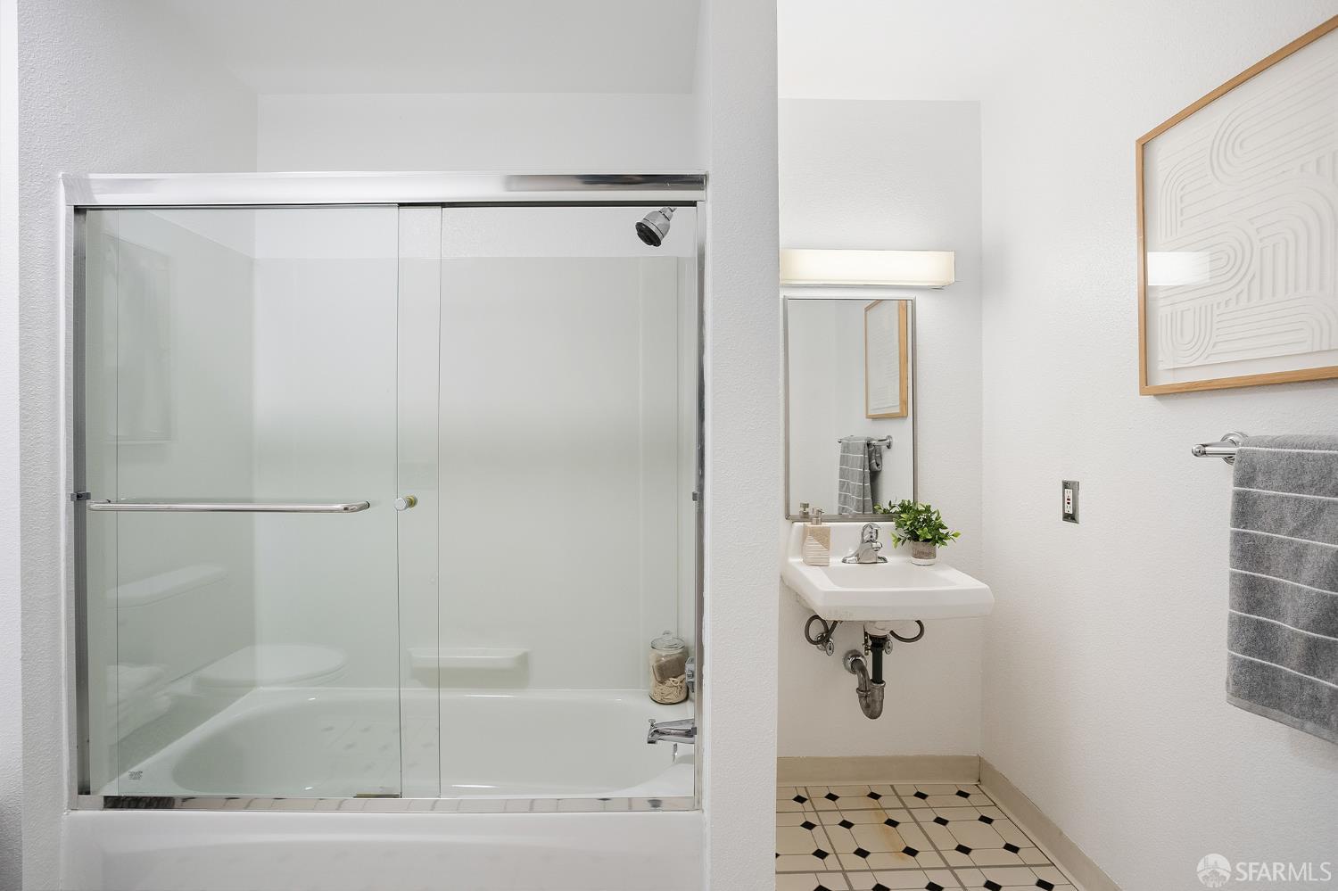 Photo #20: 426131913 Listing: Photo #20