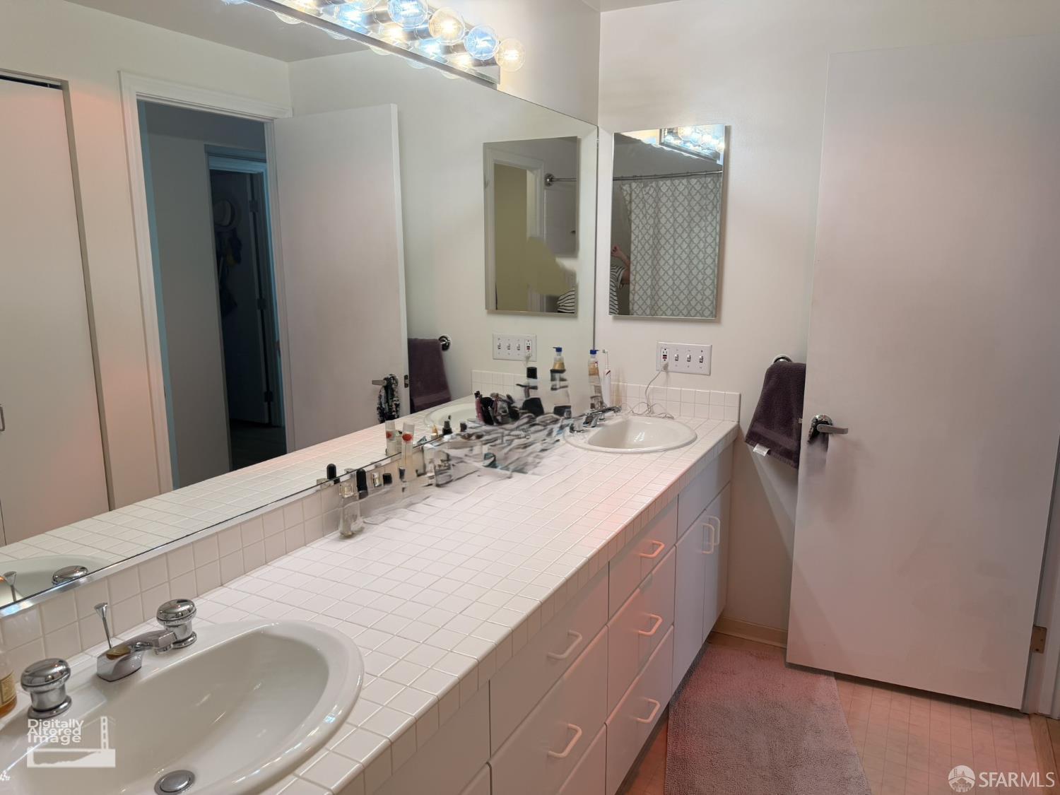 Photo #20: 426130807 Listing: Photo #20
