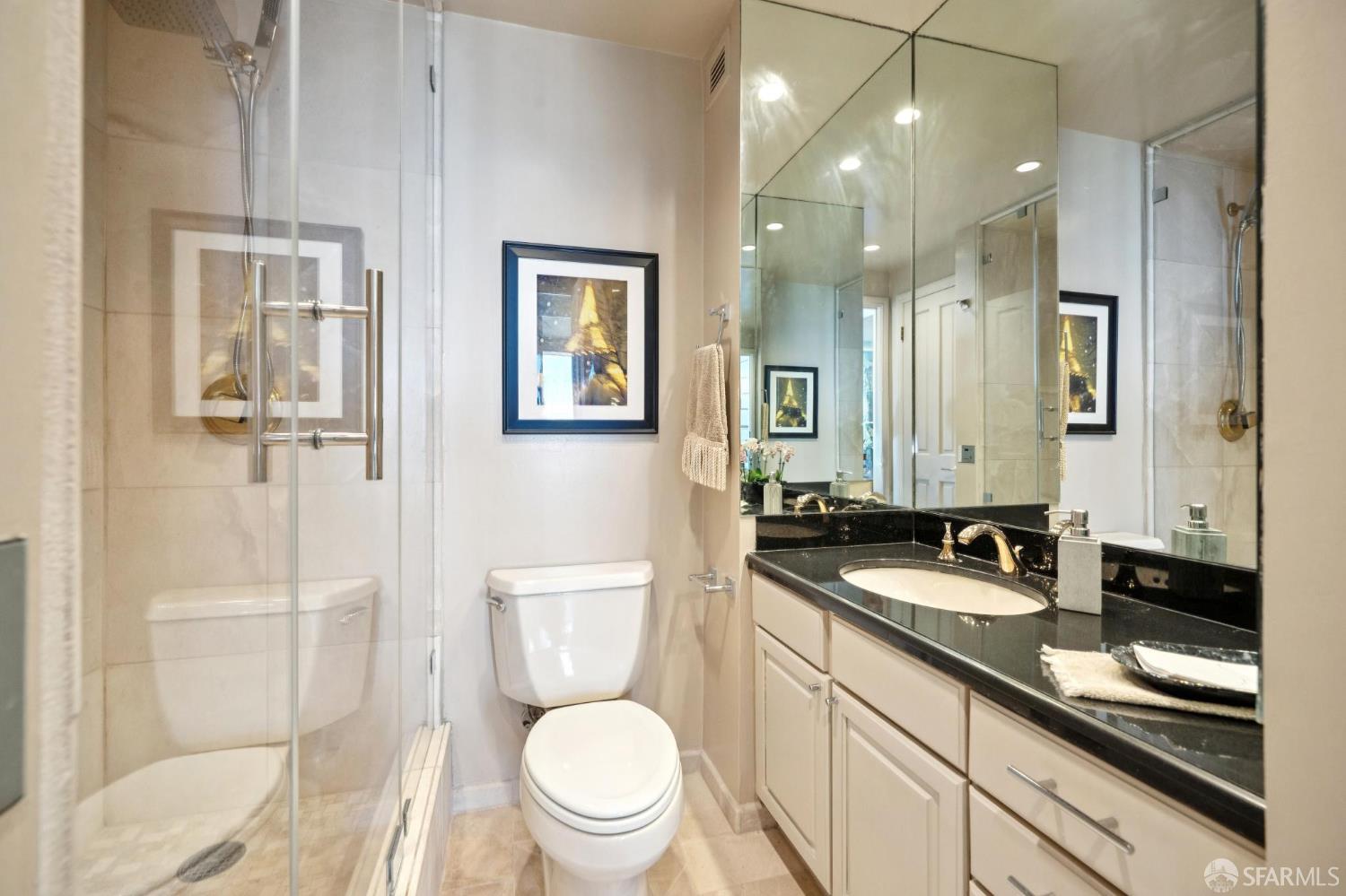 Photo #32: 426131932 Listing: Photo #32