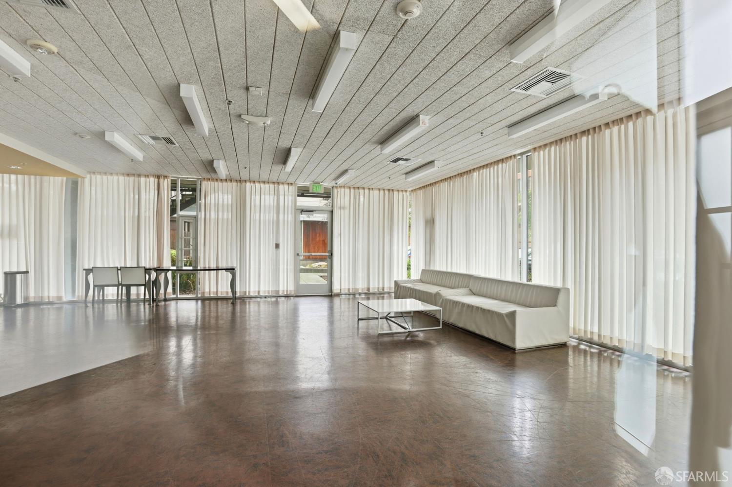 Photo #33: 426132268 Listing: Photo #33