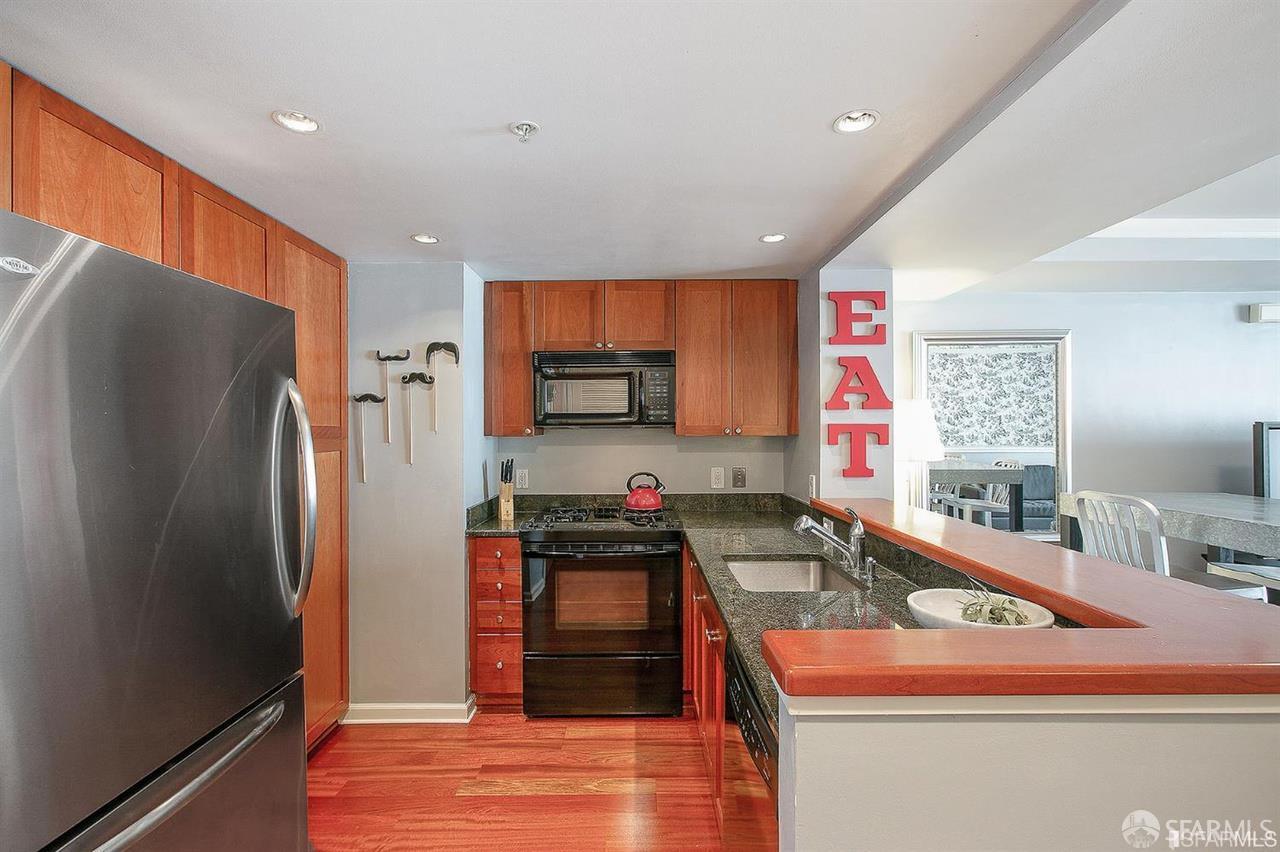 Photo #5: 426132436 Listing: Photo #5