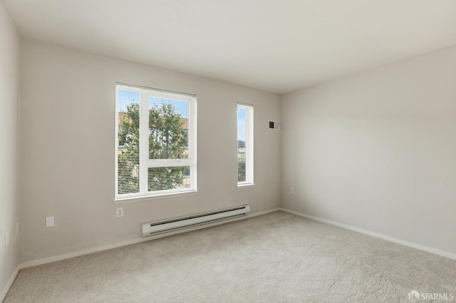 Photo #19: 426132268 Listing: Photo #19