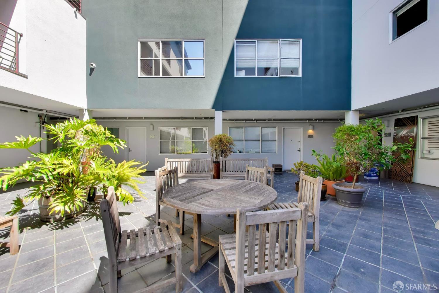 Photo #16: 426130763 Listing: Photo #16