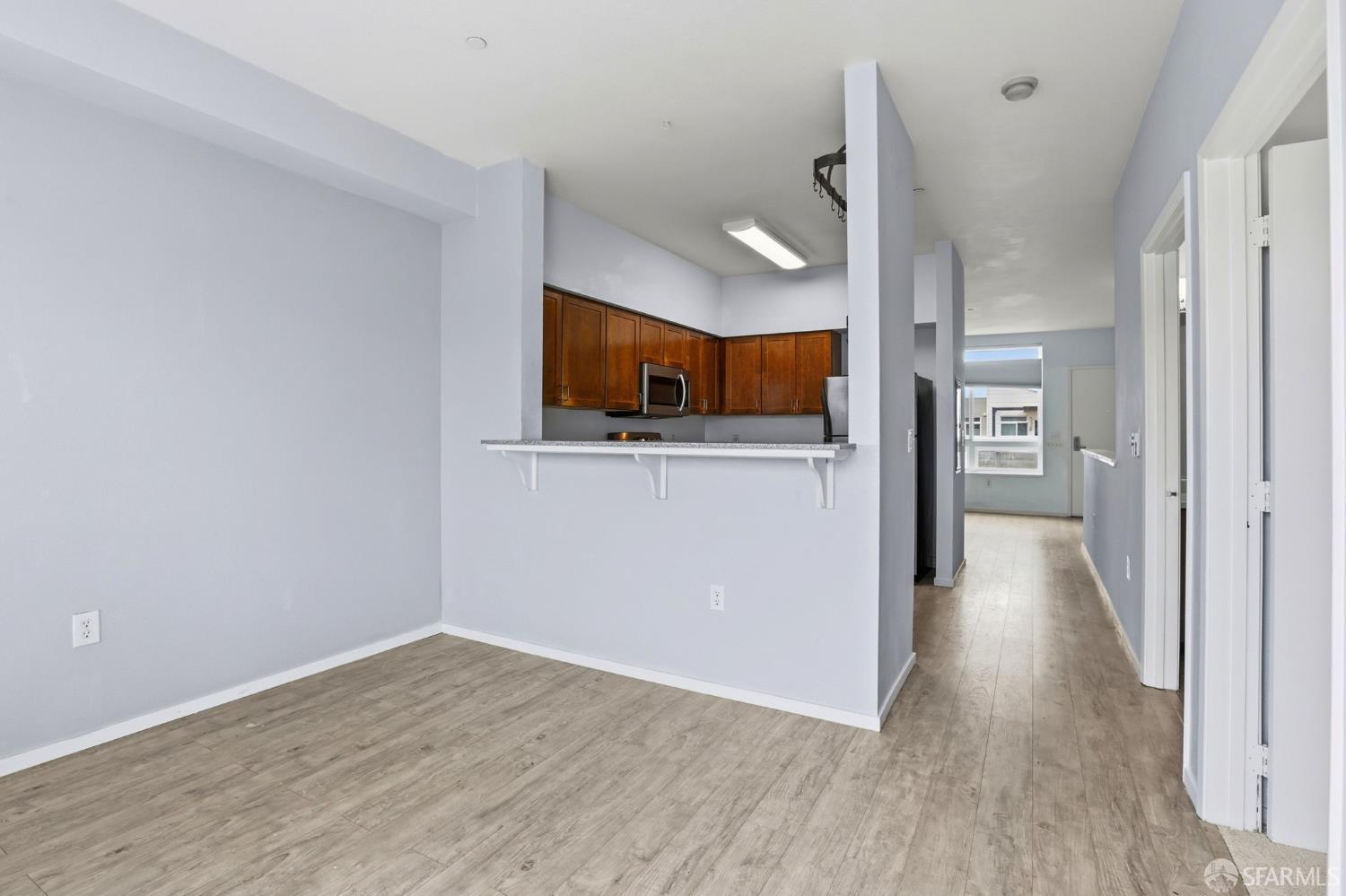 Photo #13: 426132268 Listing: Photo #13