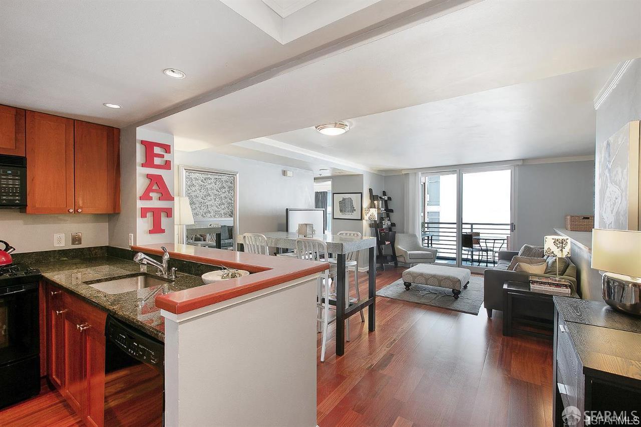 Photo #9: 426132436 Listing: Photo #9