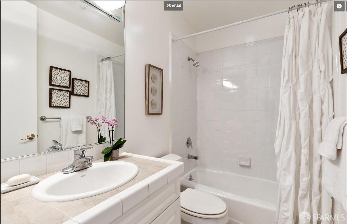 Photo #15: 426132222 Listing: Photo #15