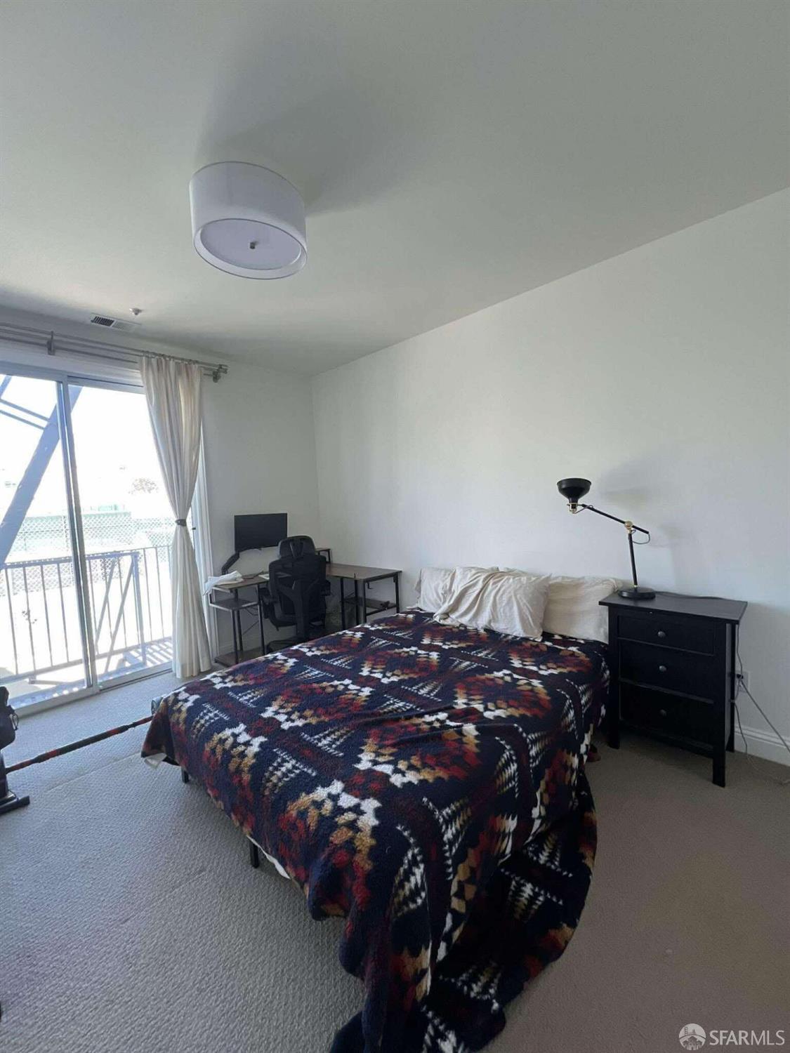 Photo #2: 426132222 Listing: Photo #2