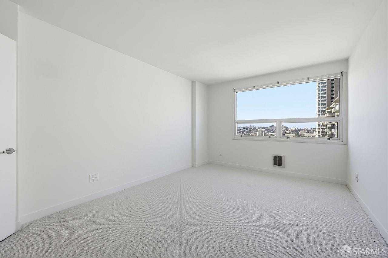 Photo #22: 426107911 Listing: Photo #22