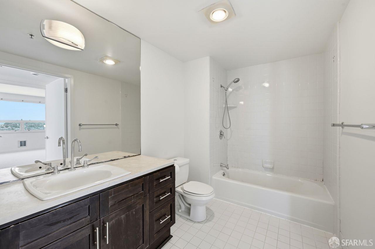 Photo #31: 426107911 Listing: Photo #31