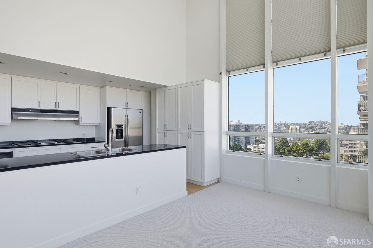 Photo #16: 426107911 Listing: Photo #16