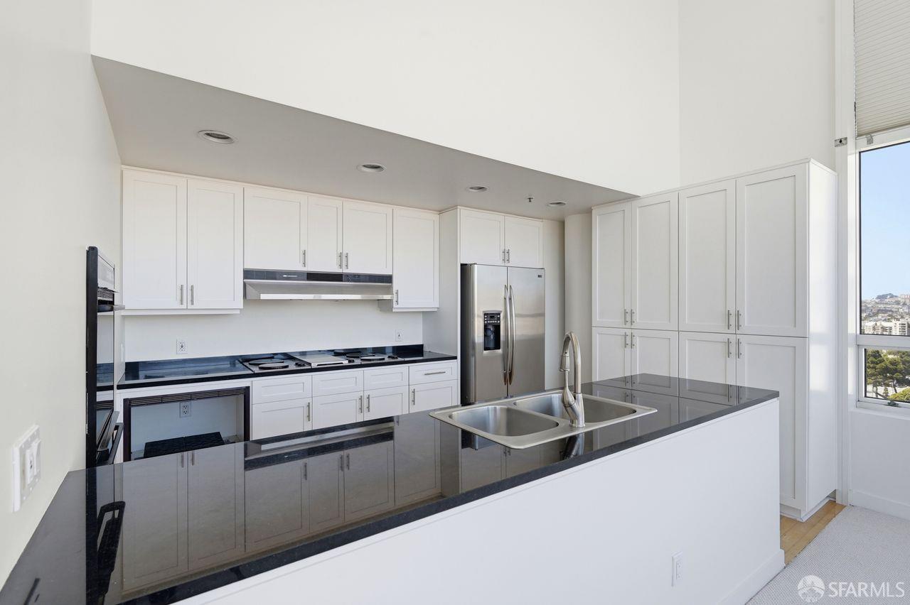Photo #10: 426107911 Listing: Photo #10
