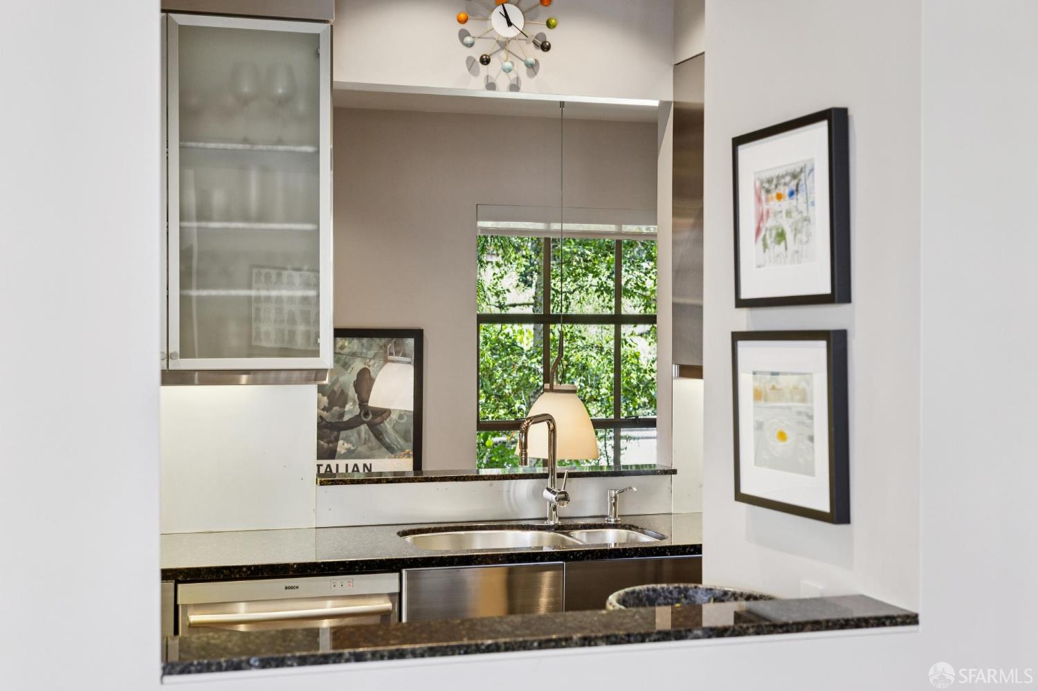 Photo #5: 426130066 Listing: Photo #5