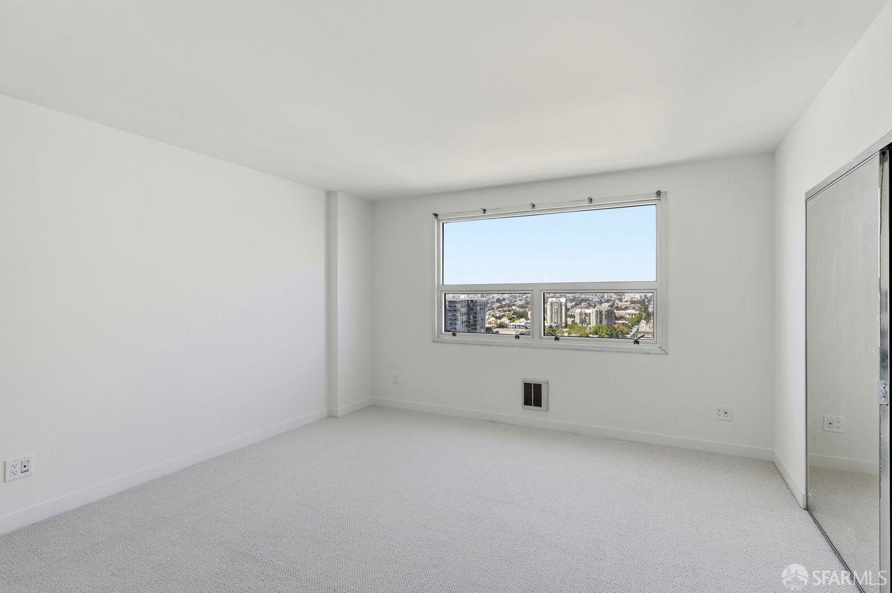 Photo #27: 426107911 Listing: Photo #27