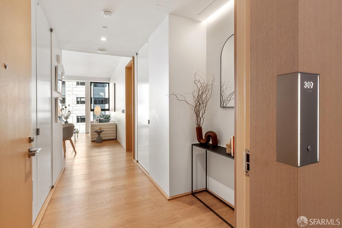 Photo #1: 426132635 Listing: Photo #1