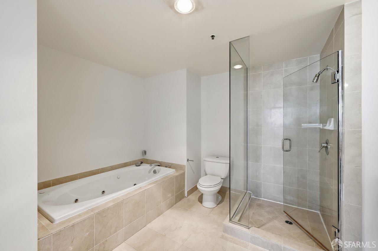 Photo #33: 426107911 Listing: Photo #33