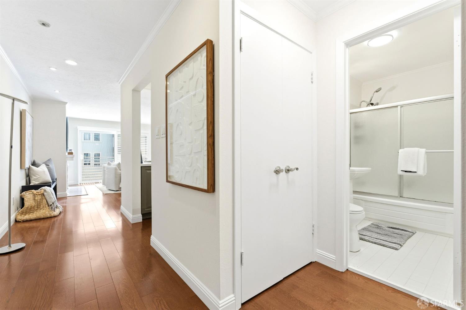 Photo #15: 426133329 Listing: Photo #15