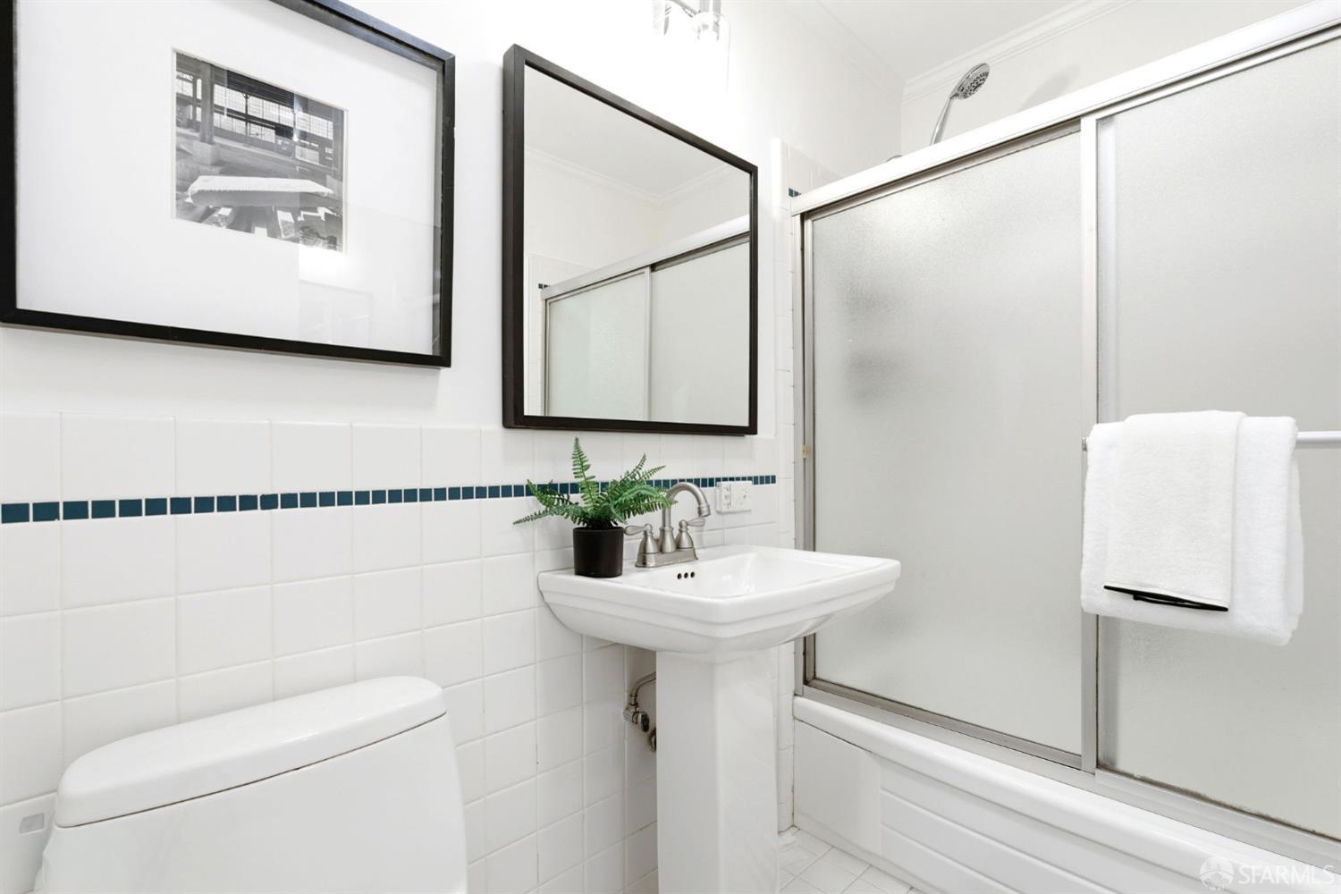 Photo #20: 426133329 Listing: Photo #20