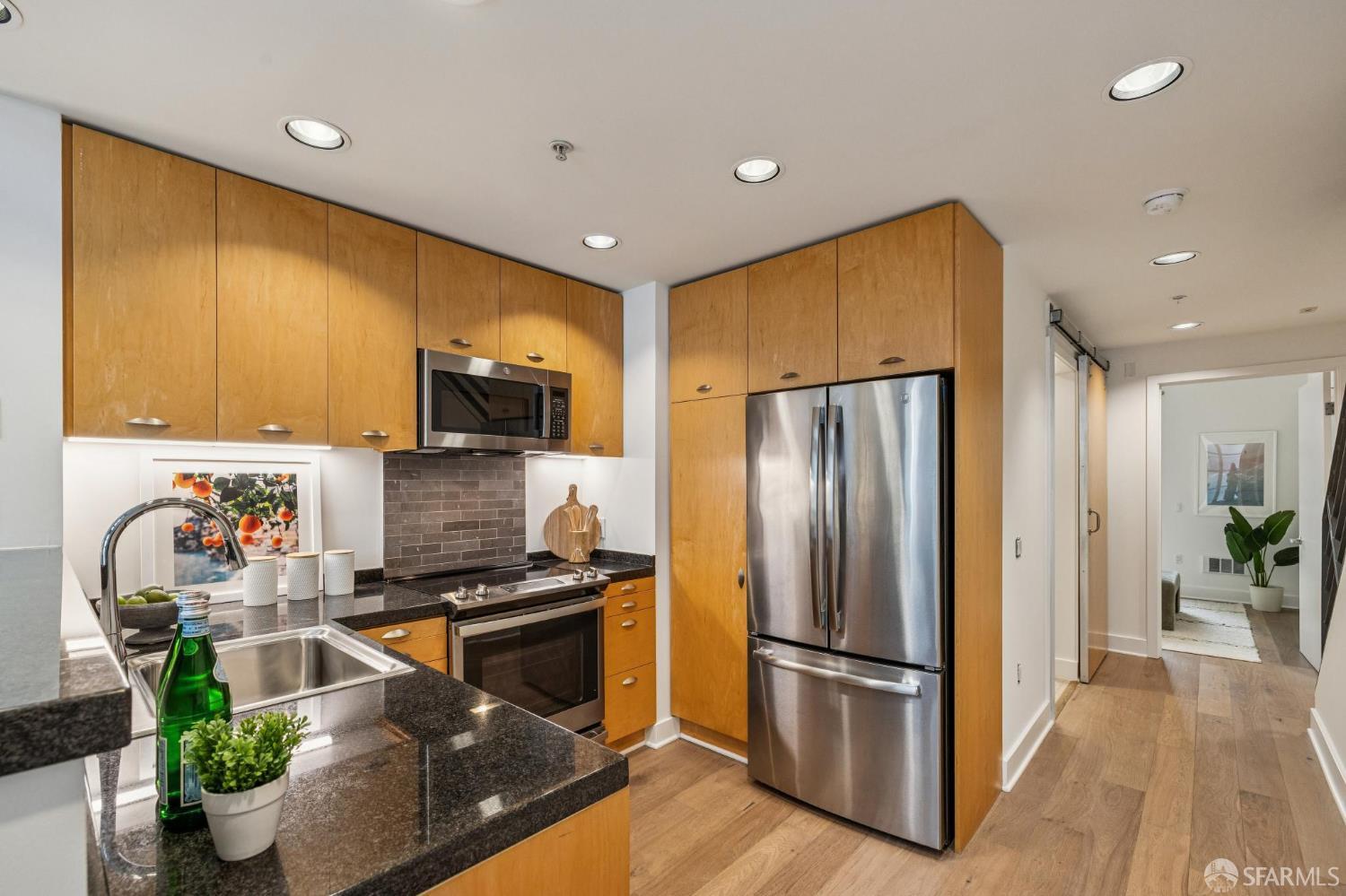 Photo #19: 426133384 Listing: Photo #19