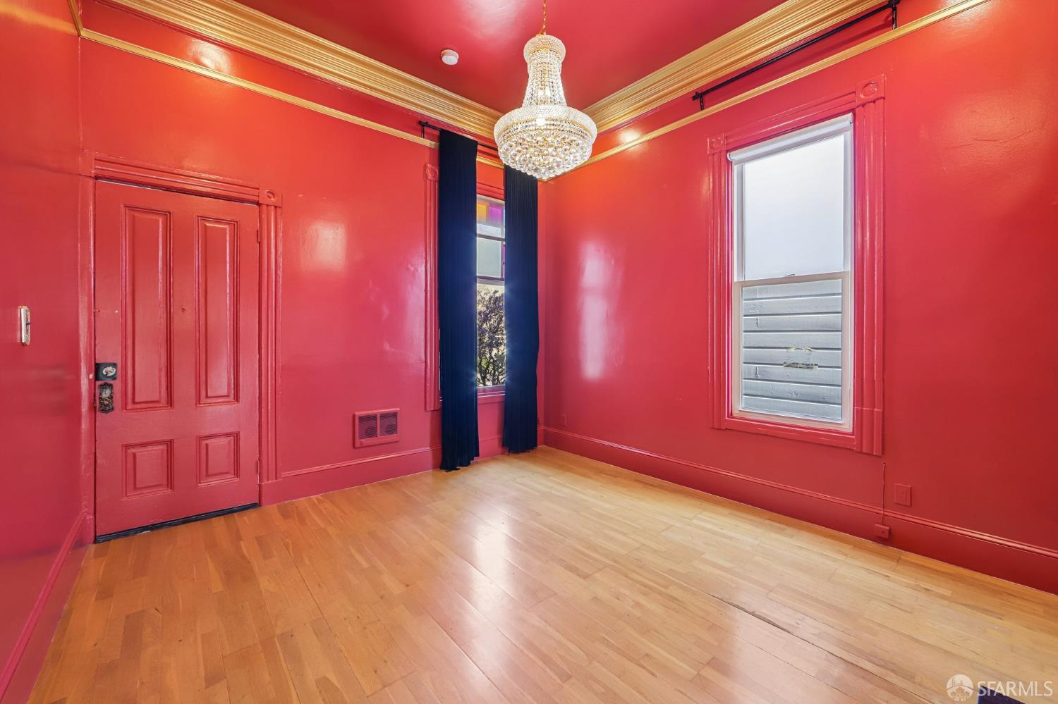 Photo #4: 426132960 Listing: Photo #4
